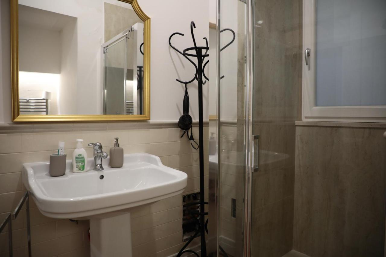 Apartamento Maison Nicole - Salerno Exterior foto
